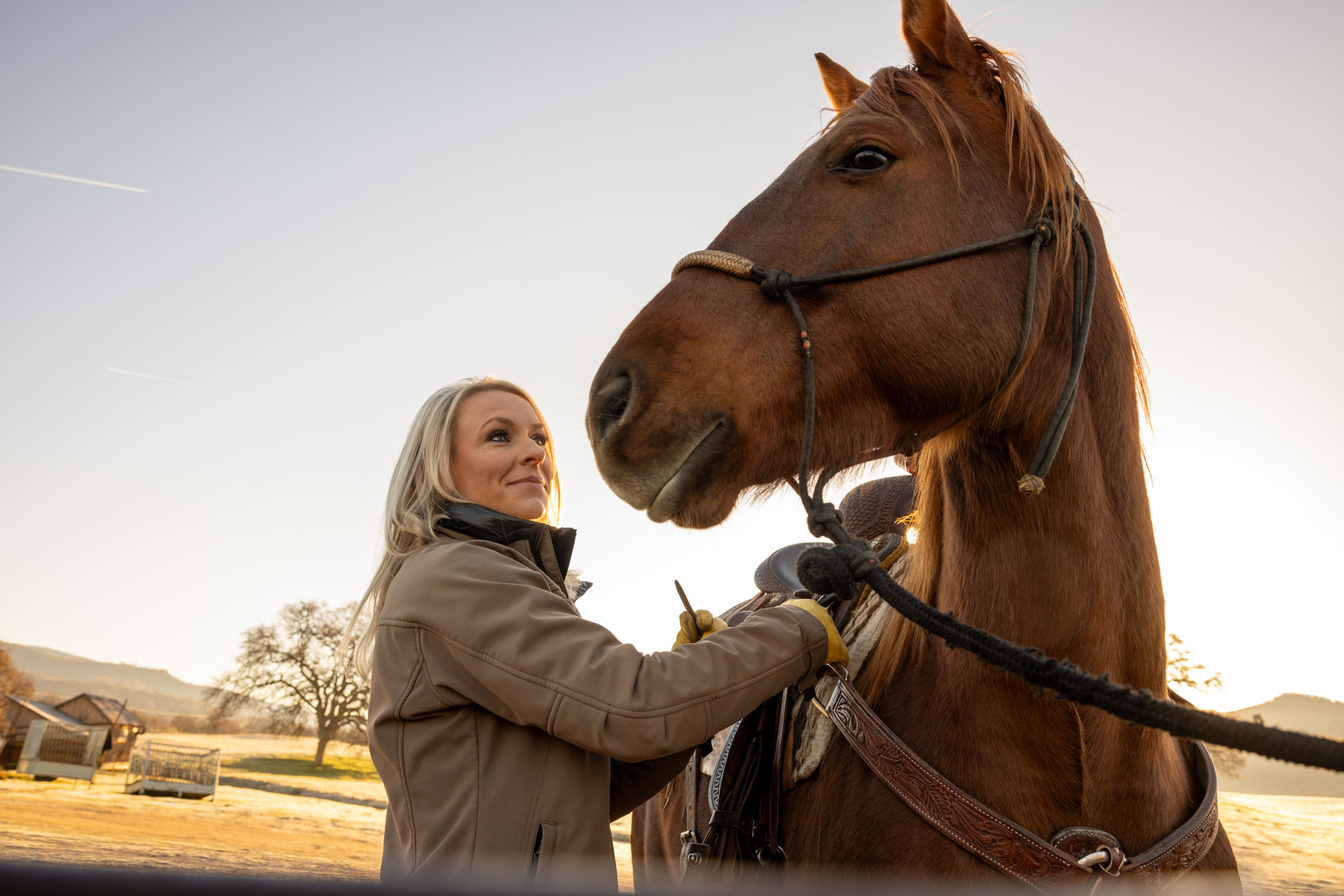 MIC_WOMAN_WITH_HORSE_0326